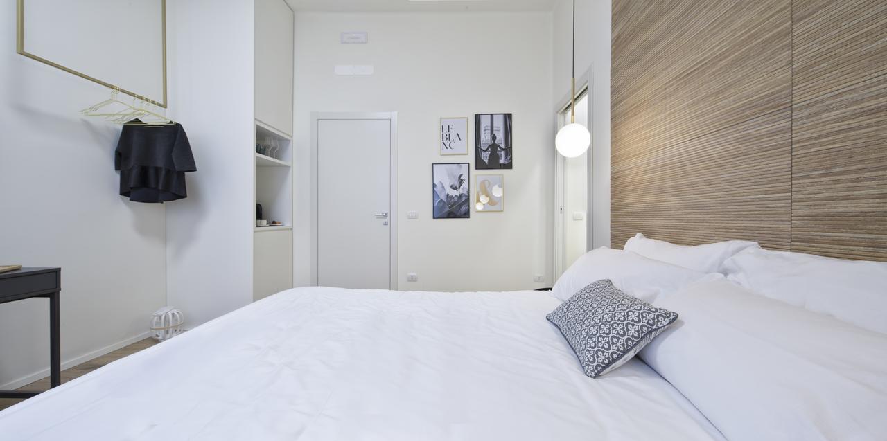Suite Vogue Espresso Voghera Exterior photo